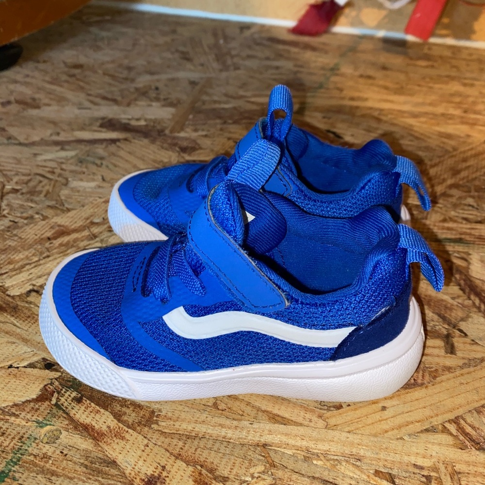 Toddler Size 6 Vans